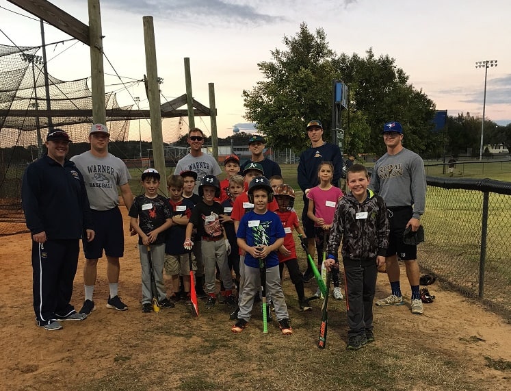 WU Baseball Gives Back to Community